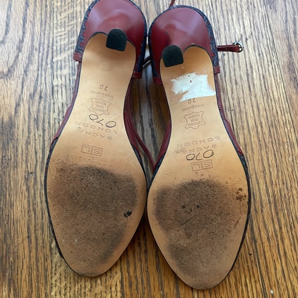 Red and Navy Heels - Picture 11 of 12